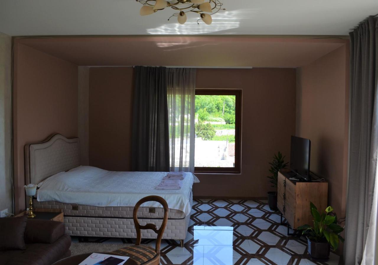 Markovic Winery And Estate Apartments Cetinje Eksteriør billede
