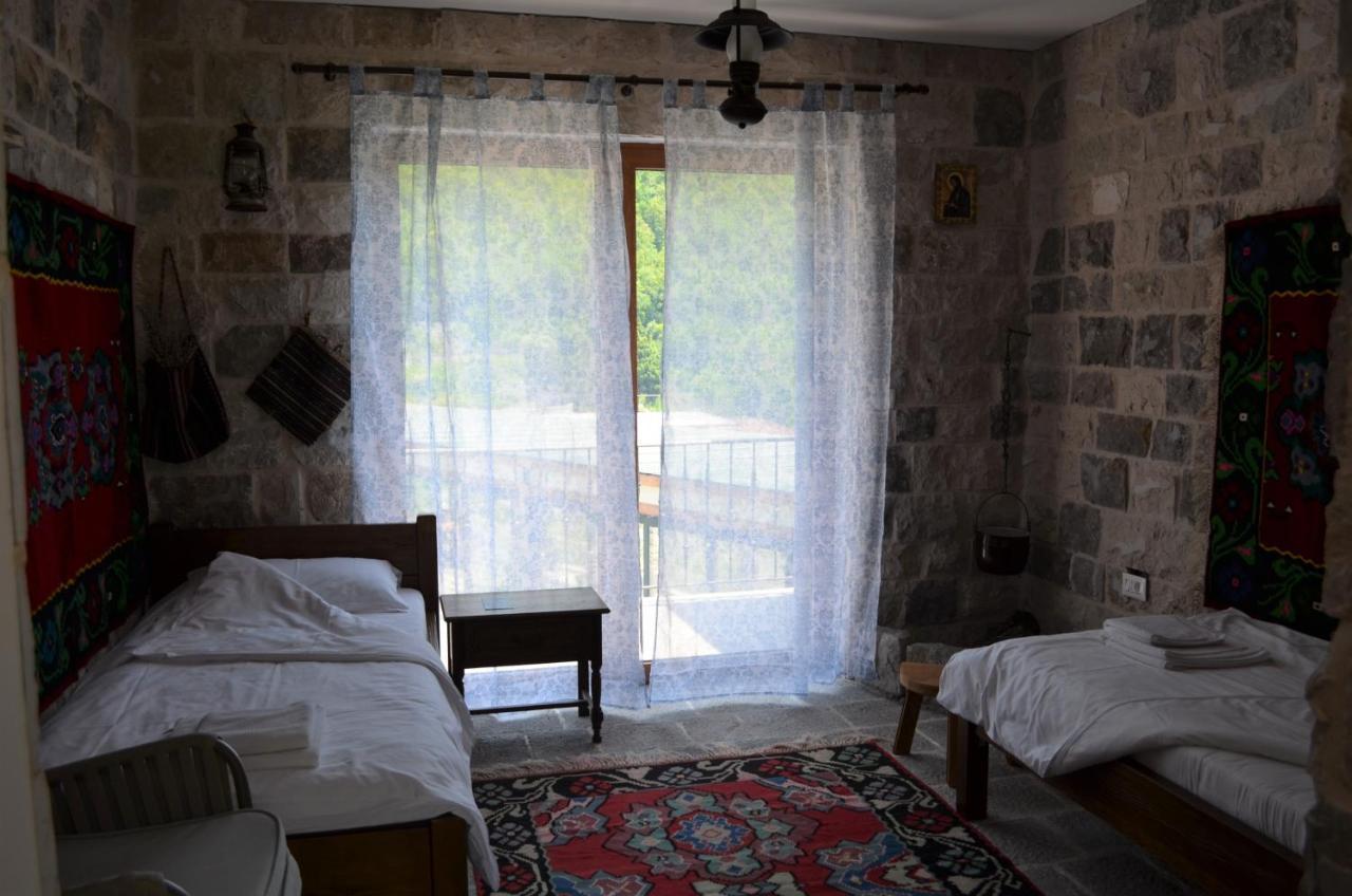 Markovic Winery And Estate Apartments Cetinje Eksteriør billede